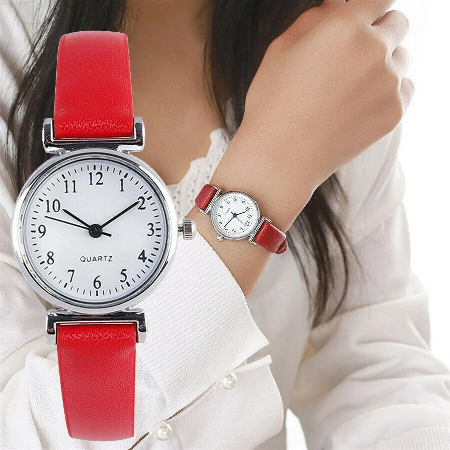 Women round Analog Clock Ladies Fashion Wrist Watches Female Gift Watch Classic Women'S Casual Quartz Leather Band Strap Watch